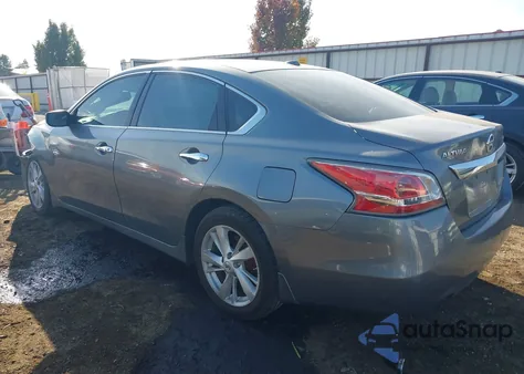 2015 Nissan Altima 2.5 Sv z USA, uszkodzony, nr VIN 1N4AL3AP3FC109140